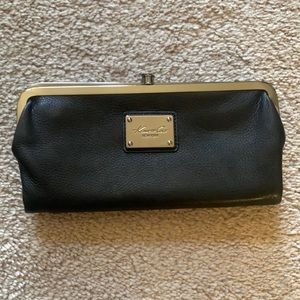 Kenneth Cole New York clutch
